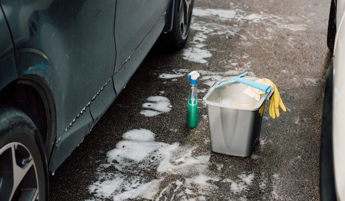 car washing bucket