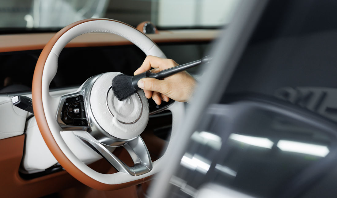detailing steering wheel