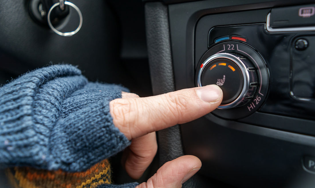 adjusting heat in car