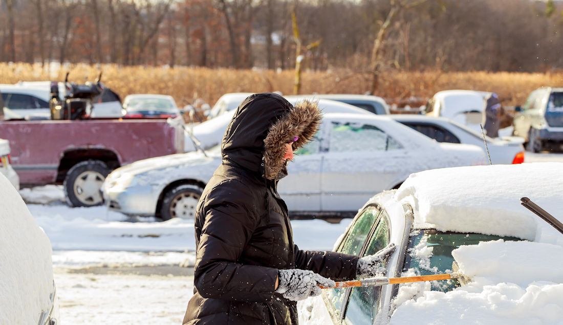 dealing with snow on windshield 